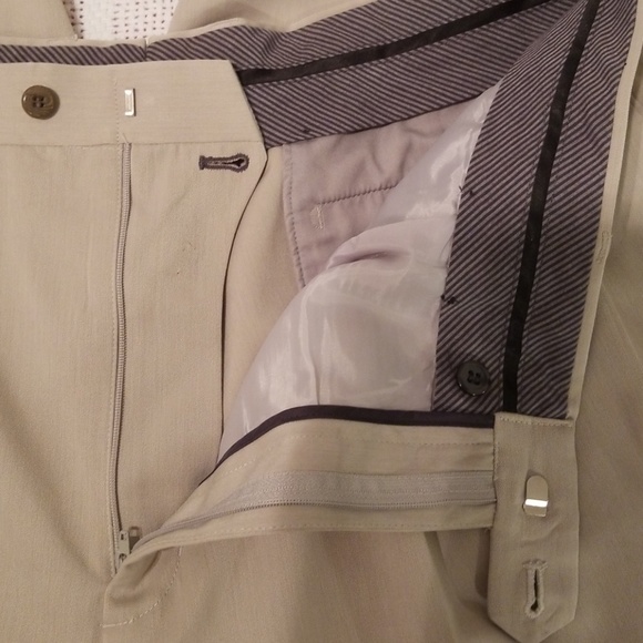 Men's Big & Tall W.H. Belk Pleated Dress Pants - Picture 3 of 6